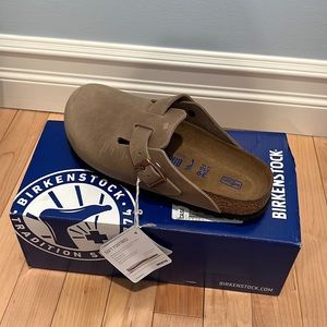 BRAND NEW Birkenstock Bostons